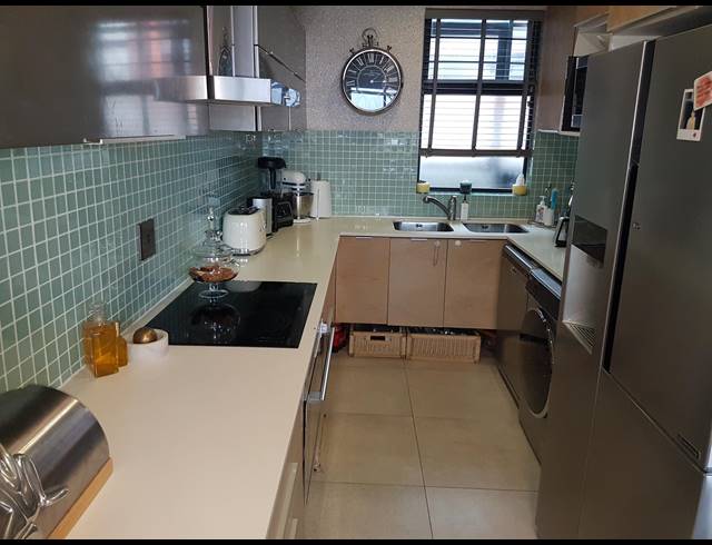 3 BEDROOM APARTMENT FOR SALE IN POINT WATERFRONT